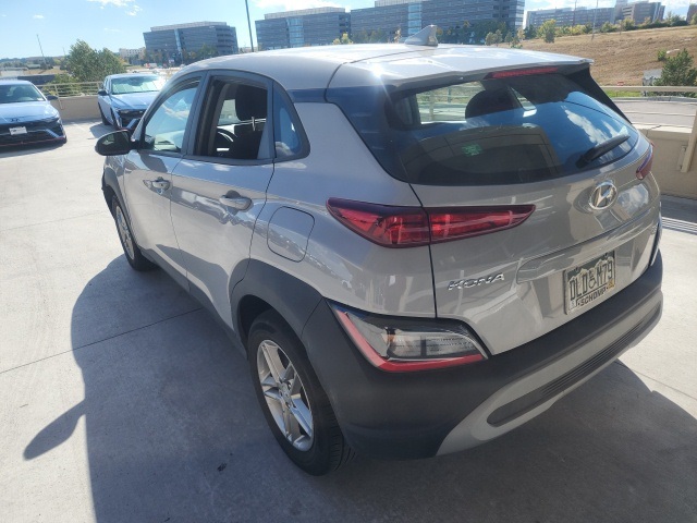 2023 Hyundai Kona SE photo 4