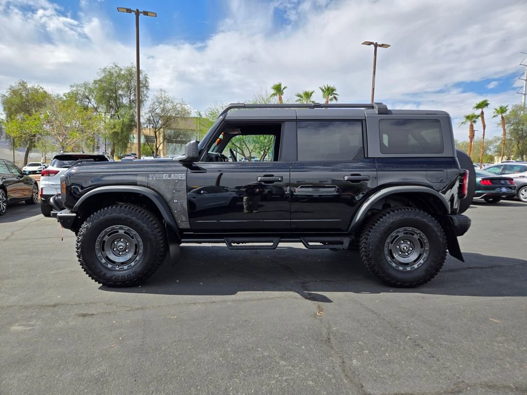 2024 Ford Bronco Everglades photo 3