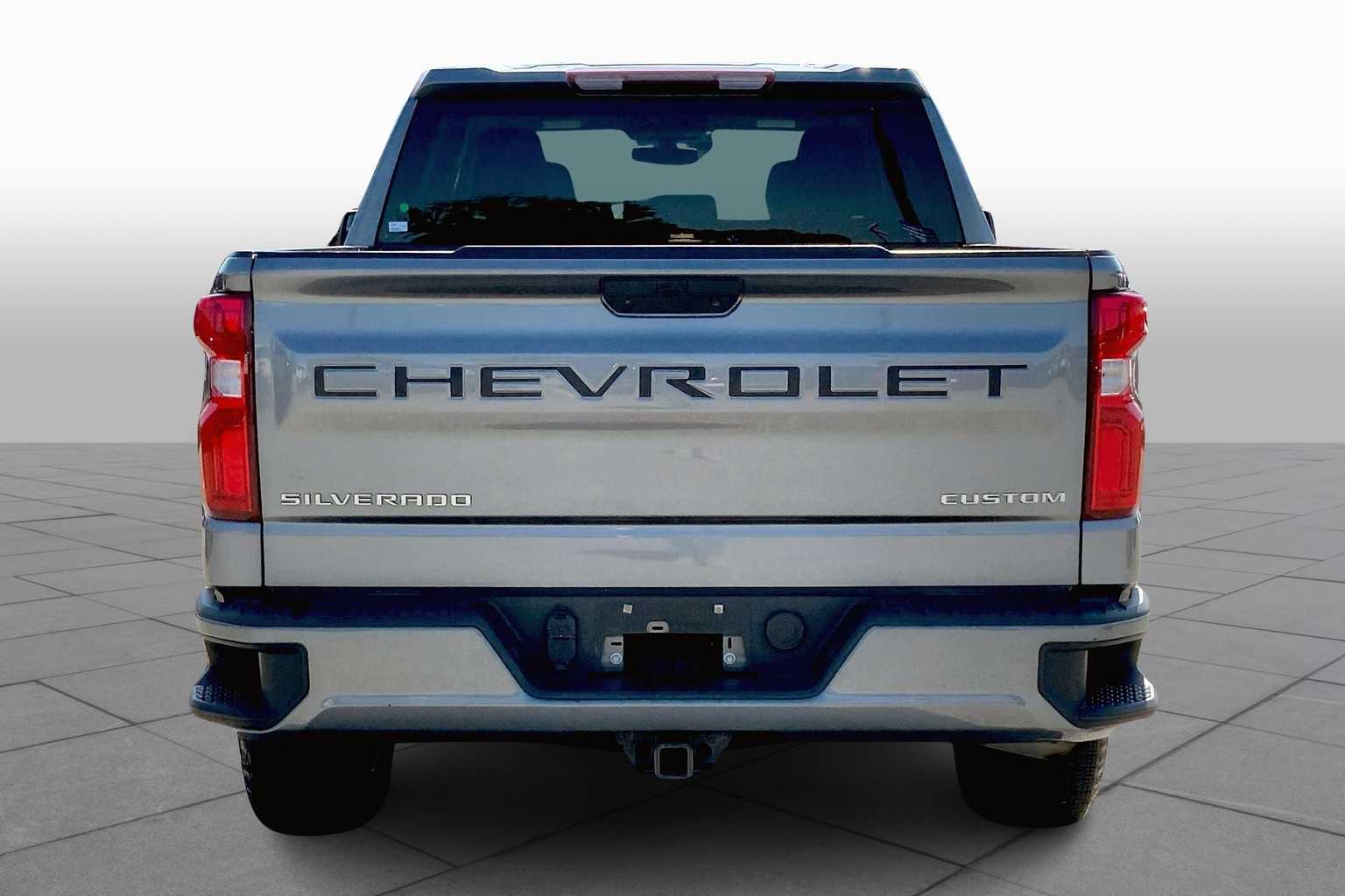2020 Chevrolet Silverado 1500 Custom photo 4