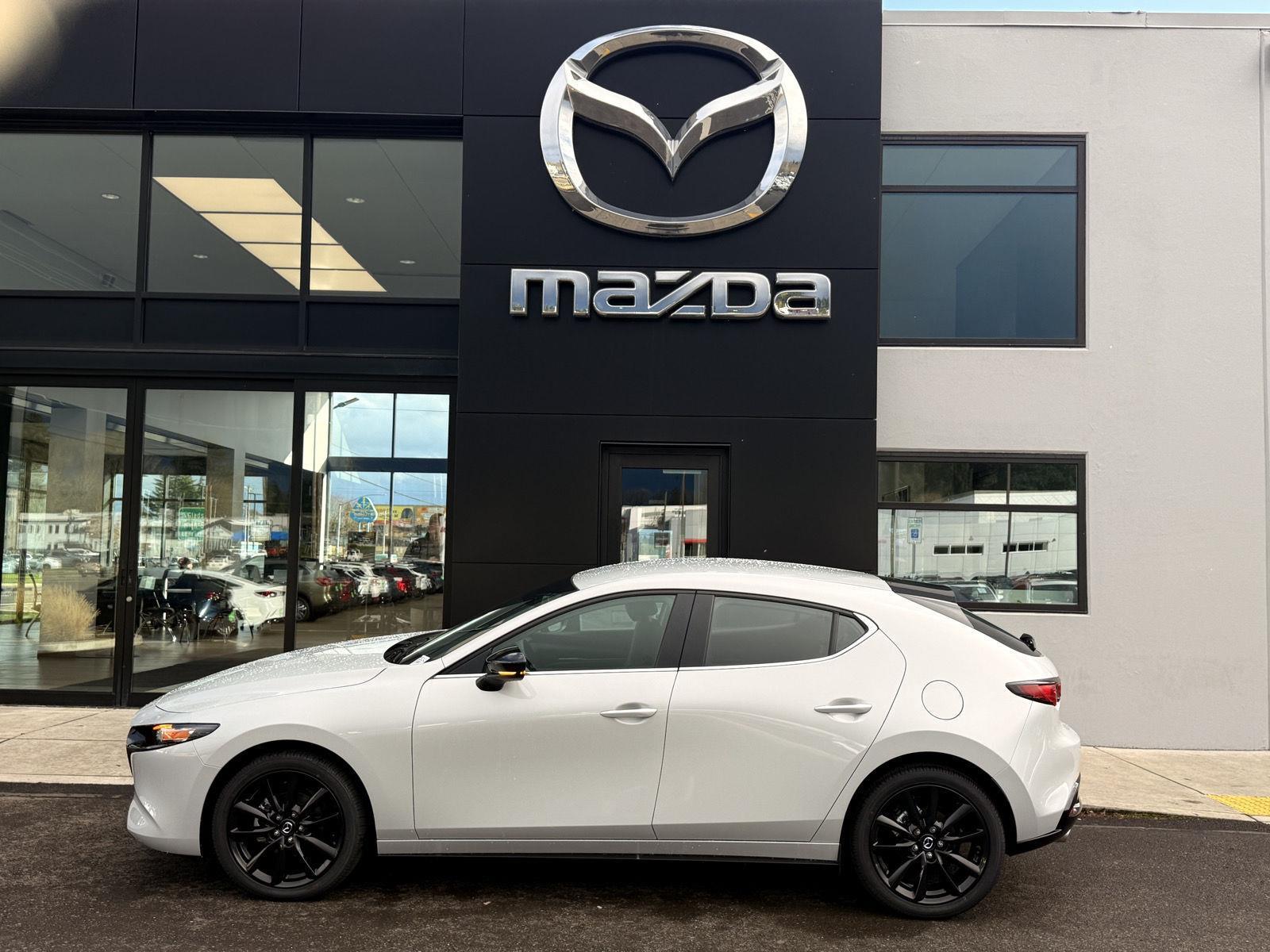 2026 Mazda Mazda3 Select Sport's photo
