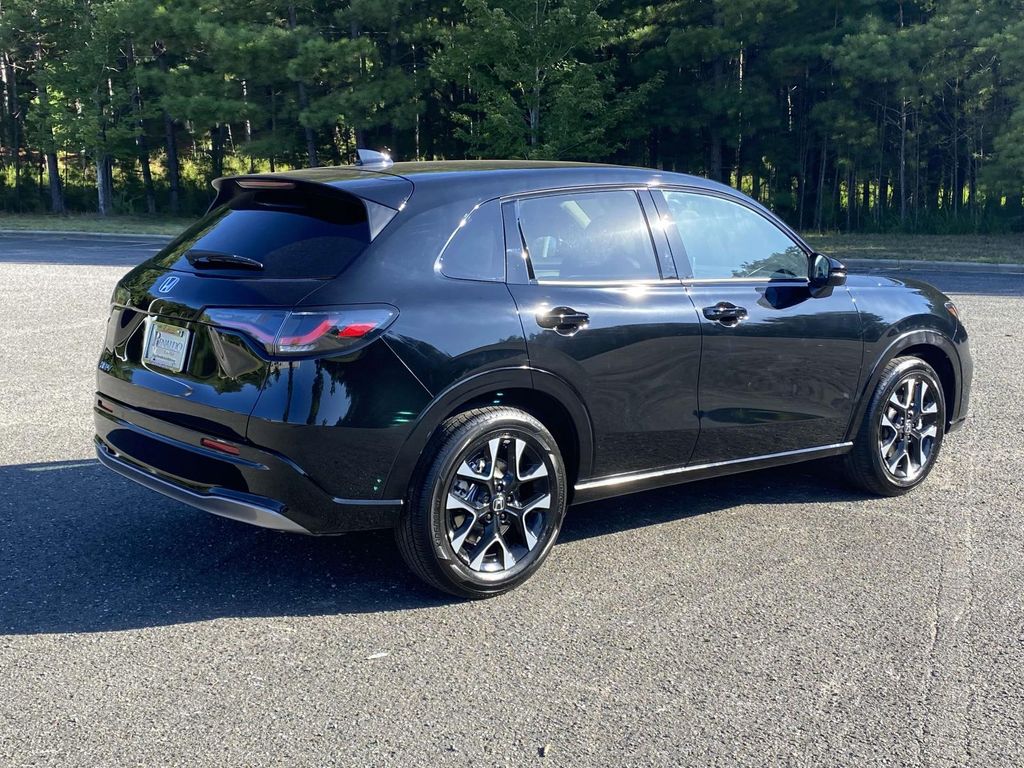 2026 Honda HR-V EX-L photo 3