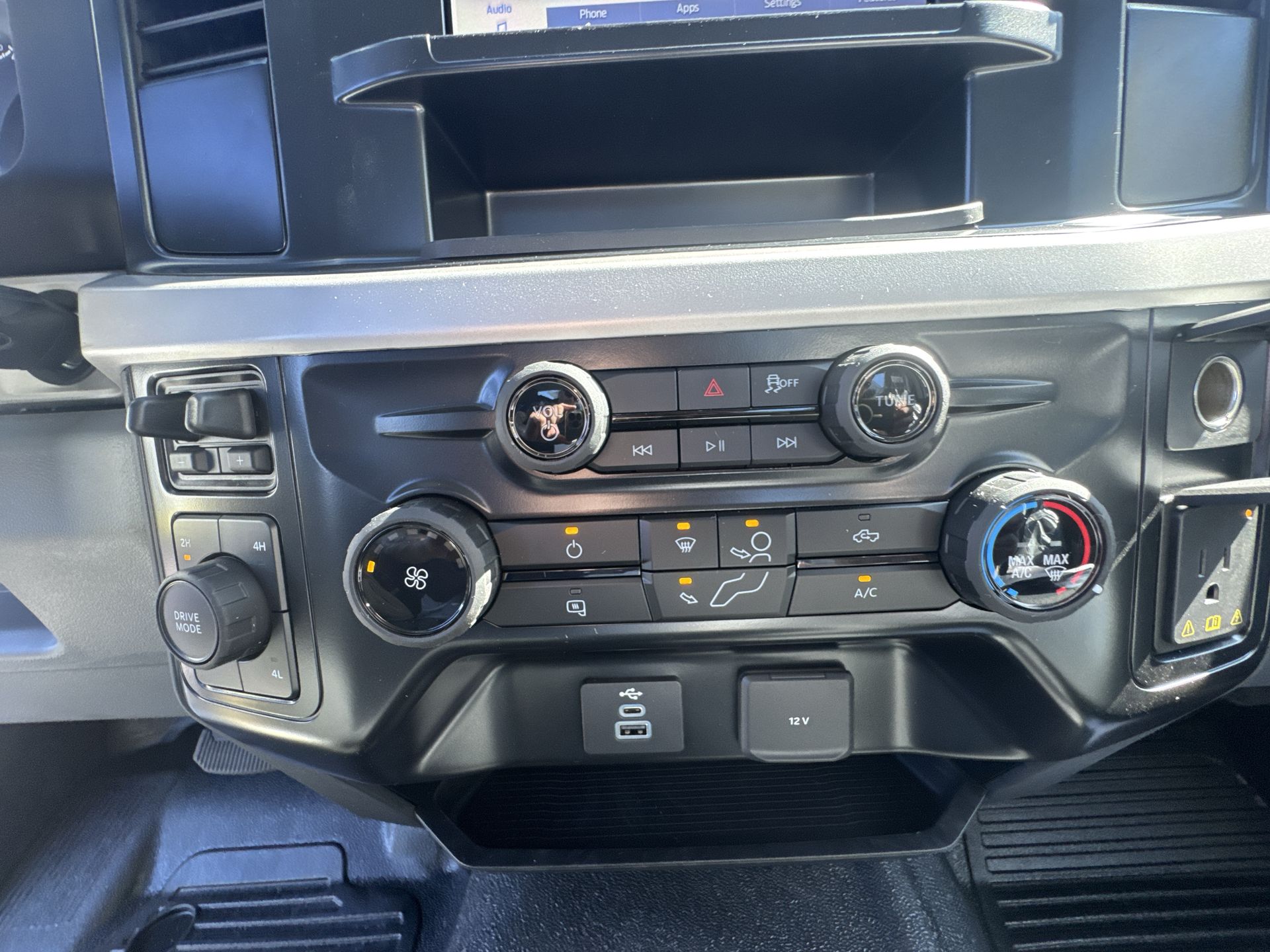2026 Ford F-550 XL photo 10