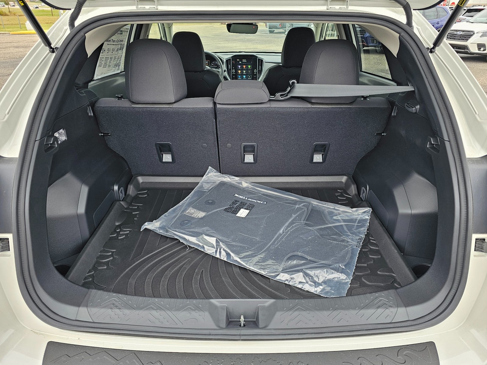 2025 Subaru Crosstrek Premium photo 5