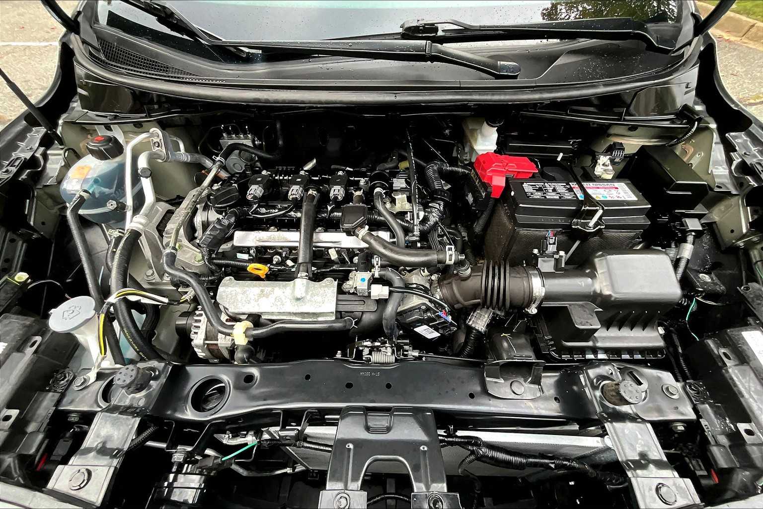 2024 Nissan Versa SV photo 30