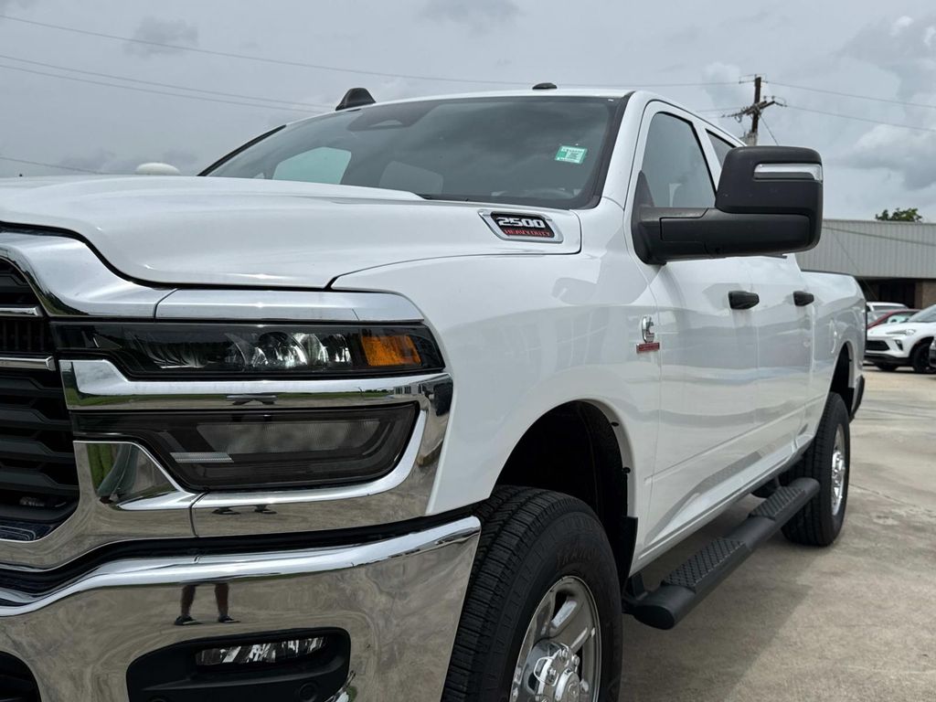 2025 Ram 2500 Tradesman photo 5