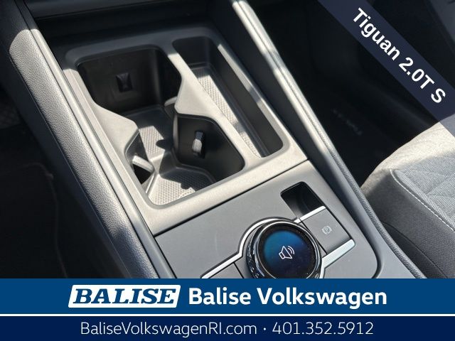 2025 Volkswagen Tiguan S photo 14