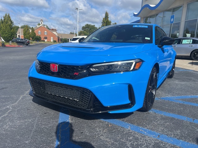 2025 Honda Civic Type R photo 2