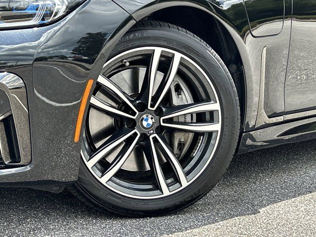 2020 Bmw 745e xDrive Sedan photo 6