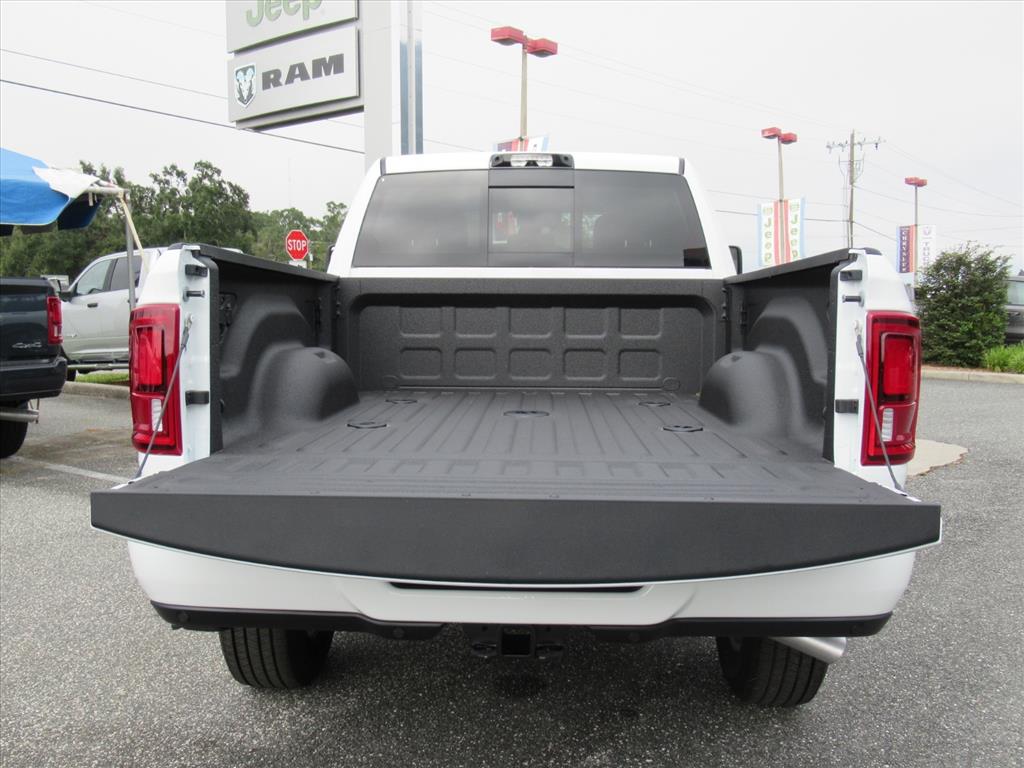 2026 Ram 2500 Big Horn photo 6