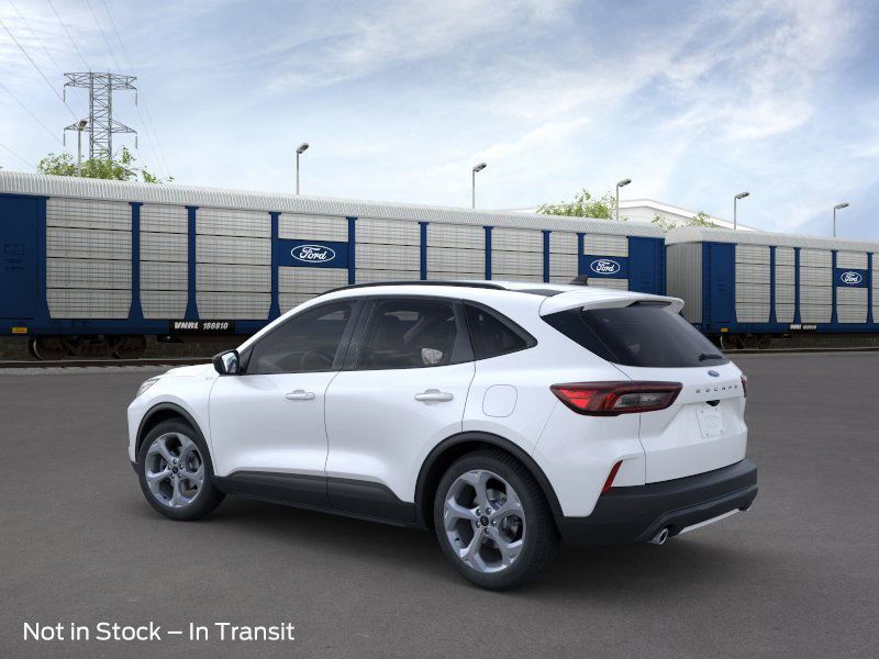 2025 Ford Escape ST-Line photo 5