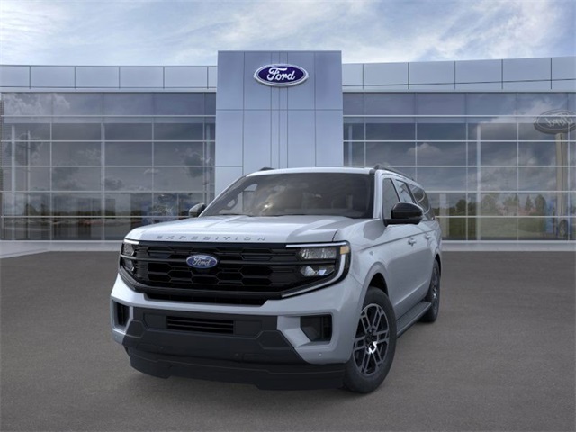 2025 Ford Expedition MAX photo 2