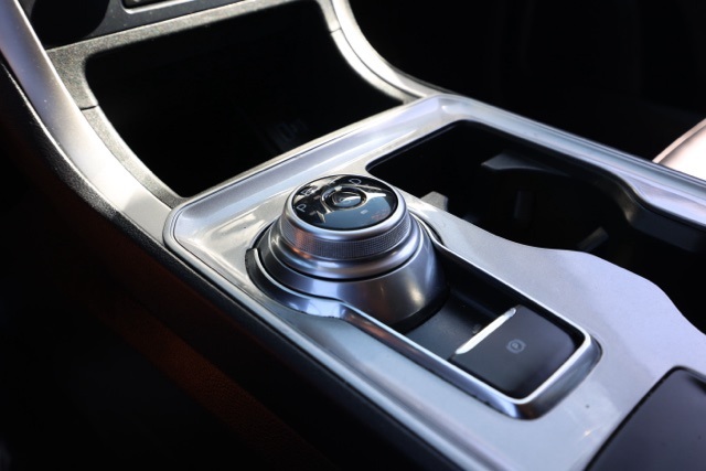 2023 Ford Edge SEL photo 30