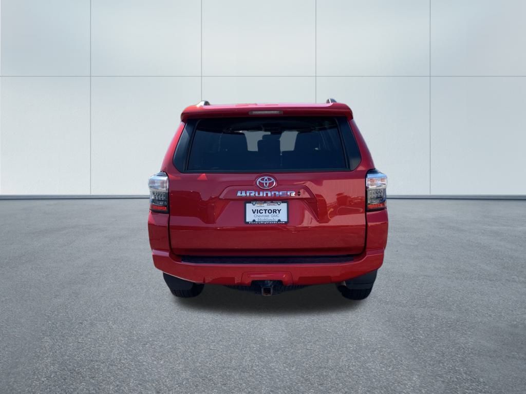 2023 Toyota 4Runner SR5 4WD photo 4