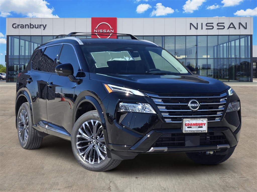 2026 Nissan Rogue Platinum's photo