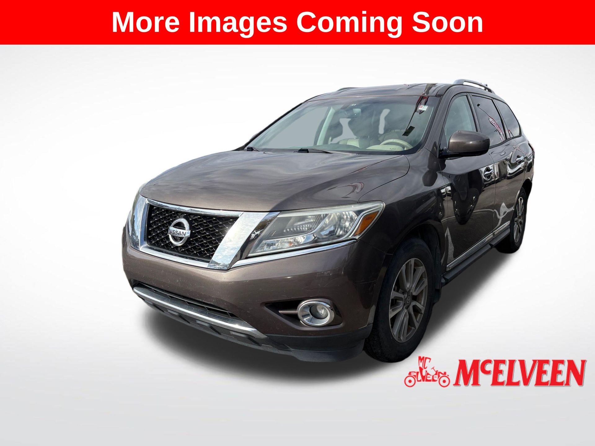 2015 Nissan Pathfinder SL's photo