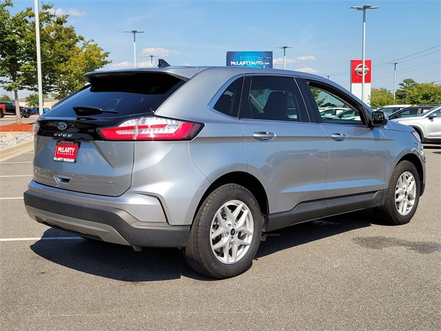 2024 Ford Edge SEL photo 4