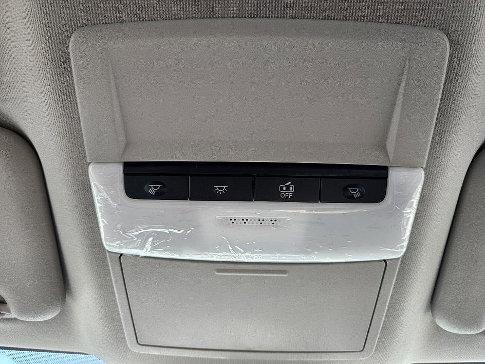 2025 Nissan Sentra SV photo 20