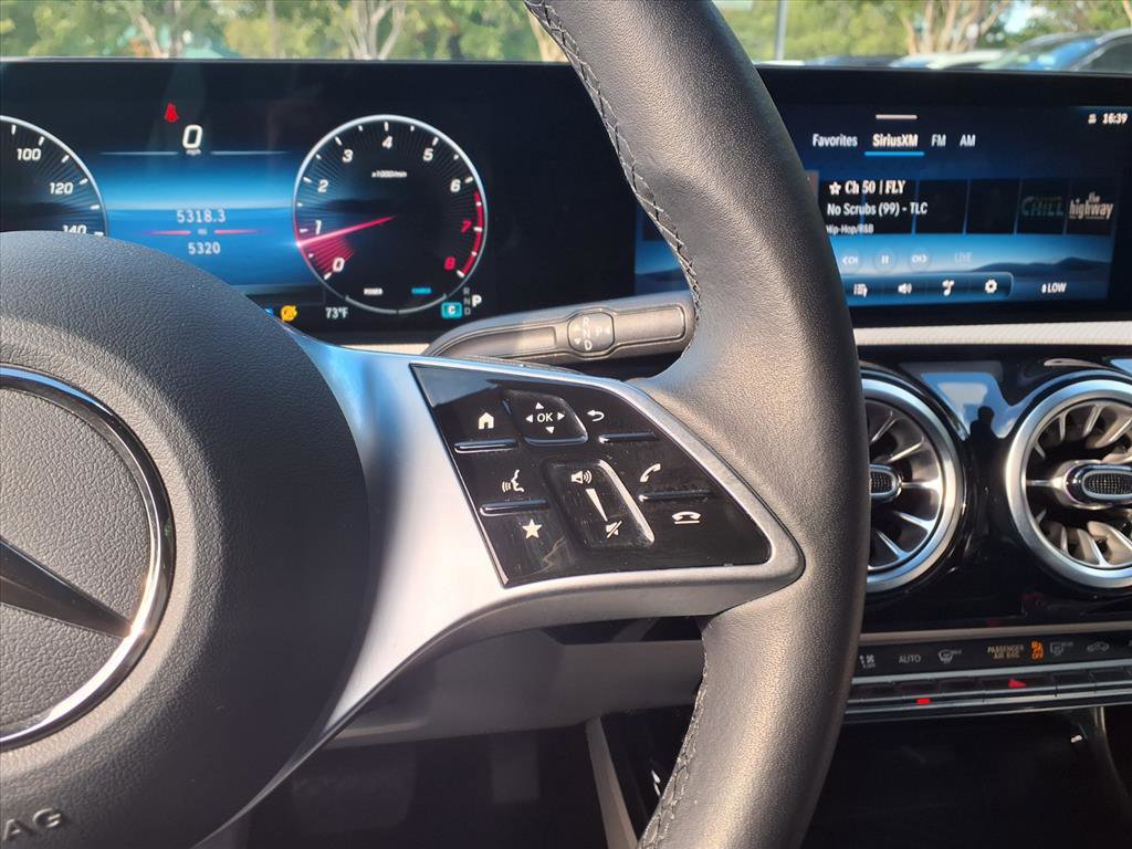 2025 Mercedes Benz CLA 250 photo 20