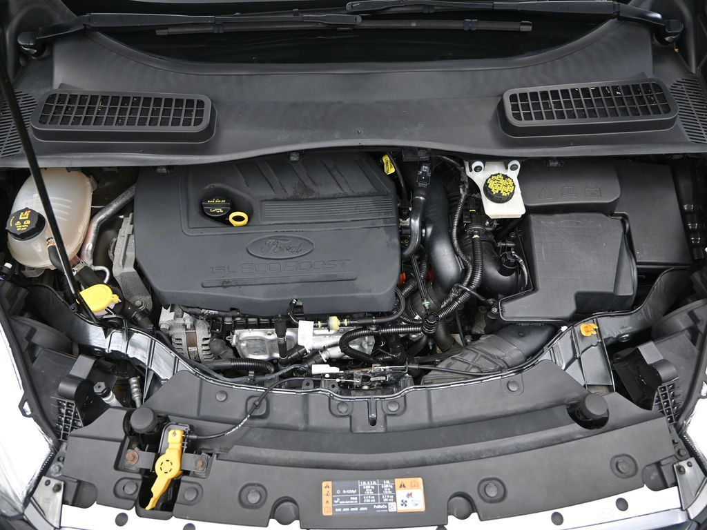 2017 Ford Escape SE photo 40