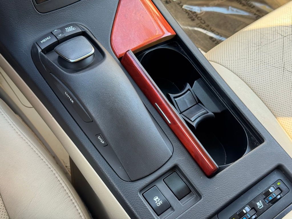 2011 Lexus RX 350 photo 26