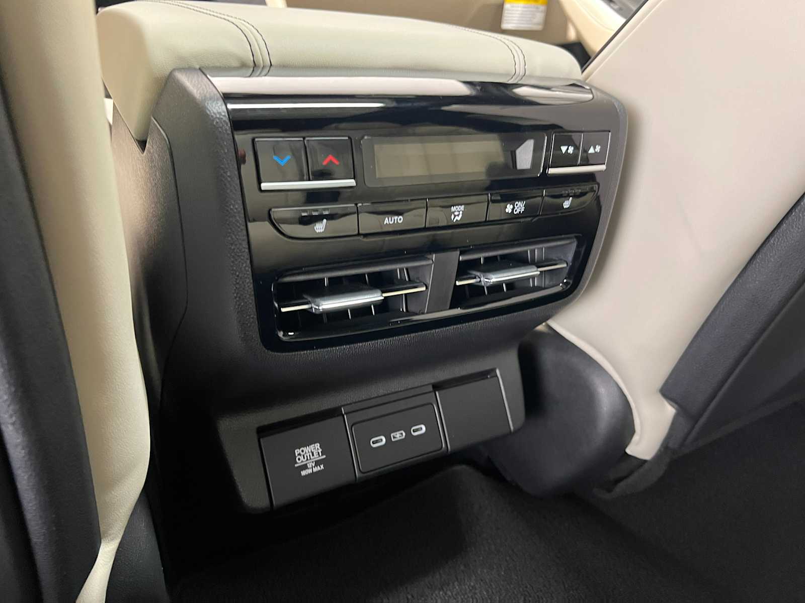 2026 Acura MDX SH-AWD A-Spec Advance photo 28