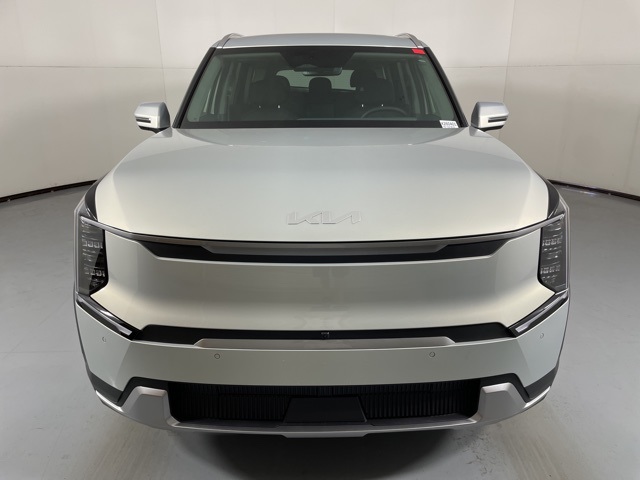 2026 Kia EV9 Wind photo 3
