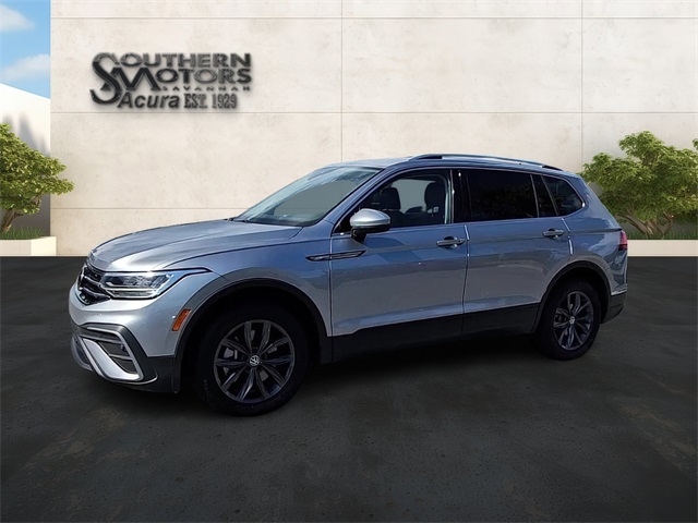 2024 Volkswagen Tiguan SE Wolfsburg Edition photo 17