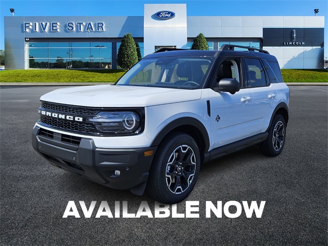 2025 Ford Bronco Sport Outer Banks photo 3
