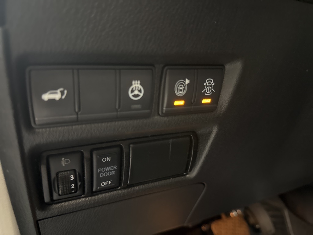 2020 Infiniti QX80 Luxe photo 14