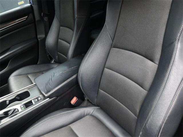2018 Honda Accord Sport photo 30