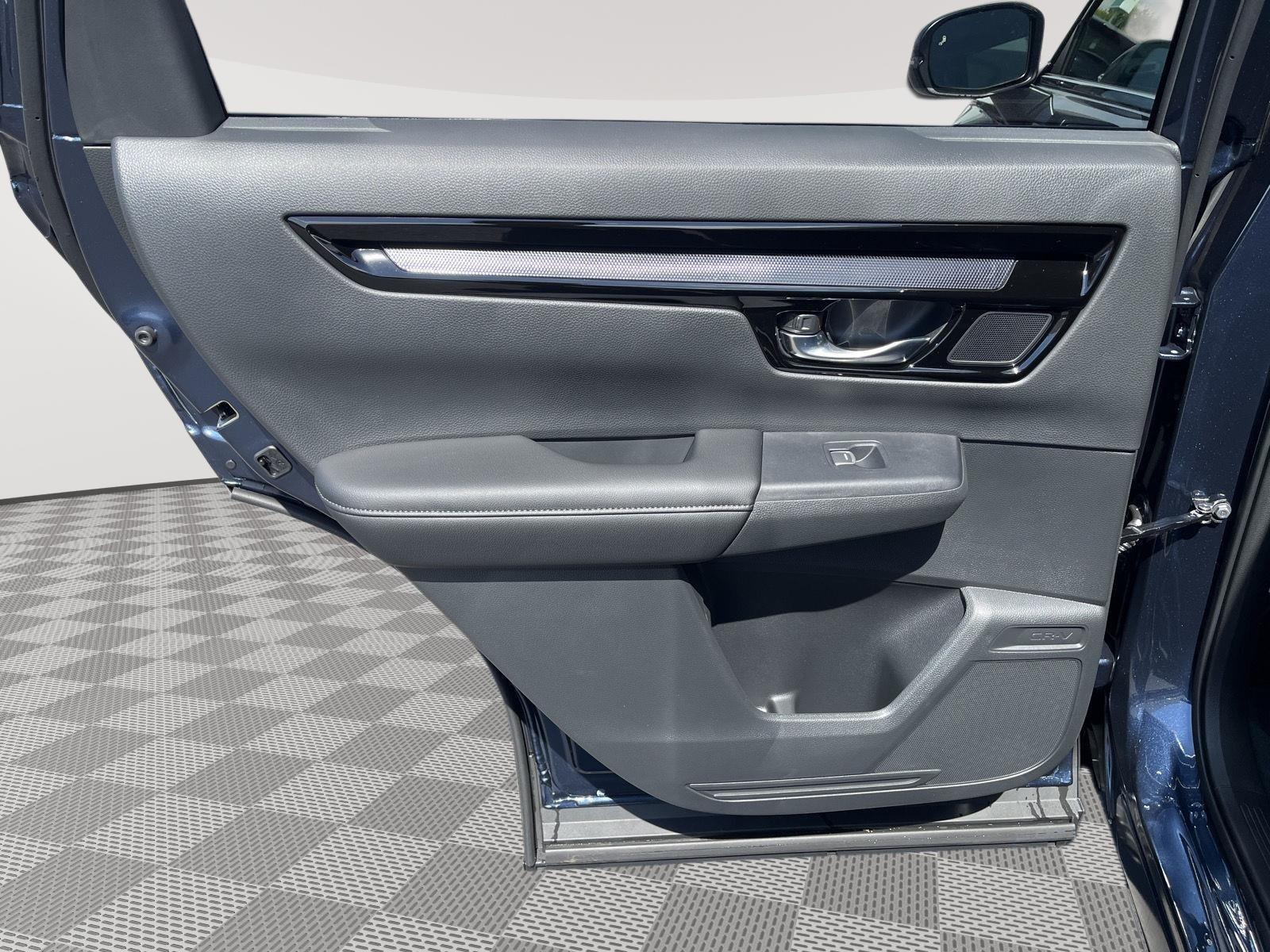 2026 Honda CR-V EX-L photo 13