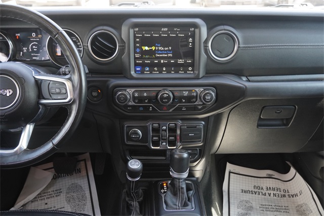 2023 Jeep Wrangler Sahara 4xe photo 13