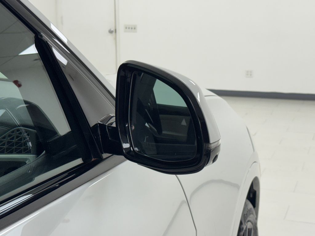 2023 Bmw X7 xDrive40i photo 40