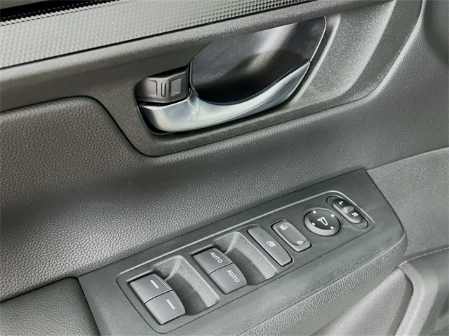 2026 Honda CR-V Hybrid photo 17