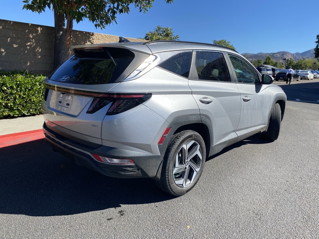 Used 2023 Silver Hyundai SEL image 7