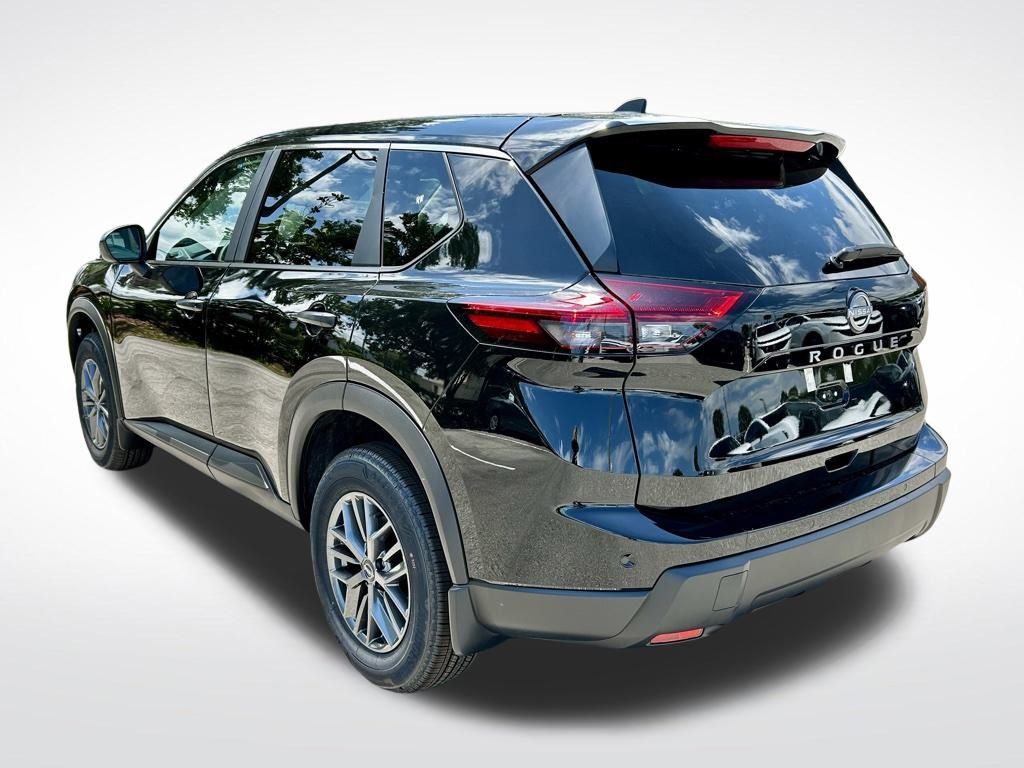 2025 Nissan Rogue S photo 4