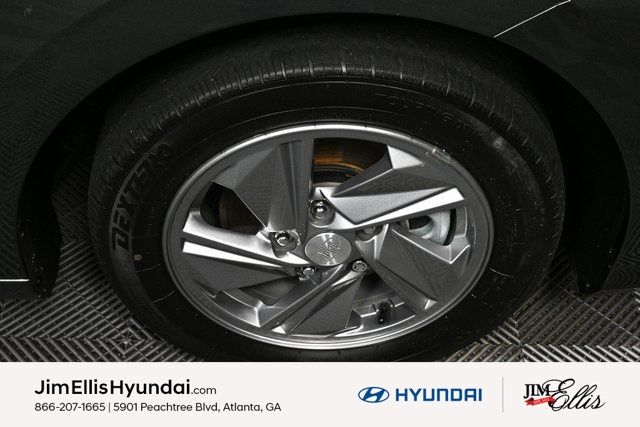 2024 Hyundai Elantra SE photo 30