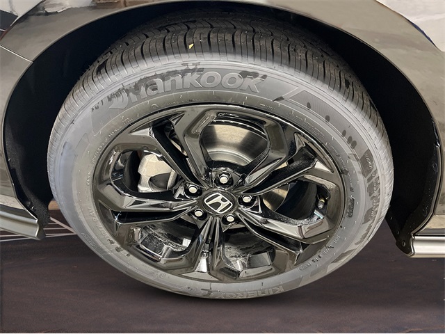 2025 Honda Accord SE photo 9