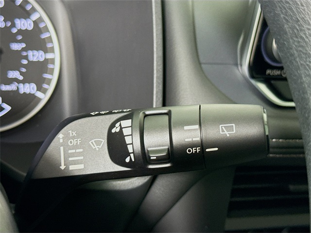 2025 Nissan Rogue S photo 14