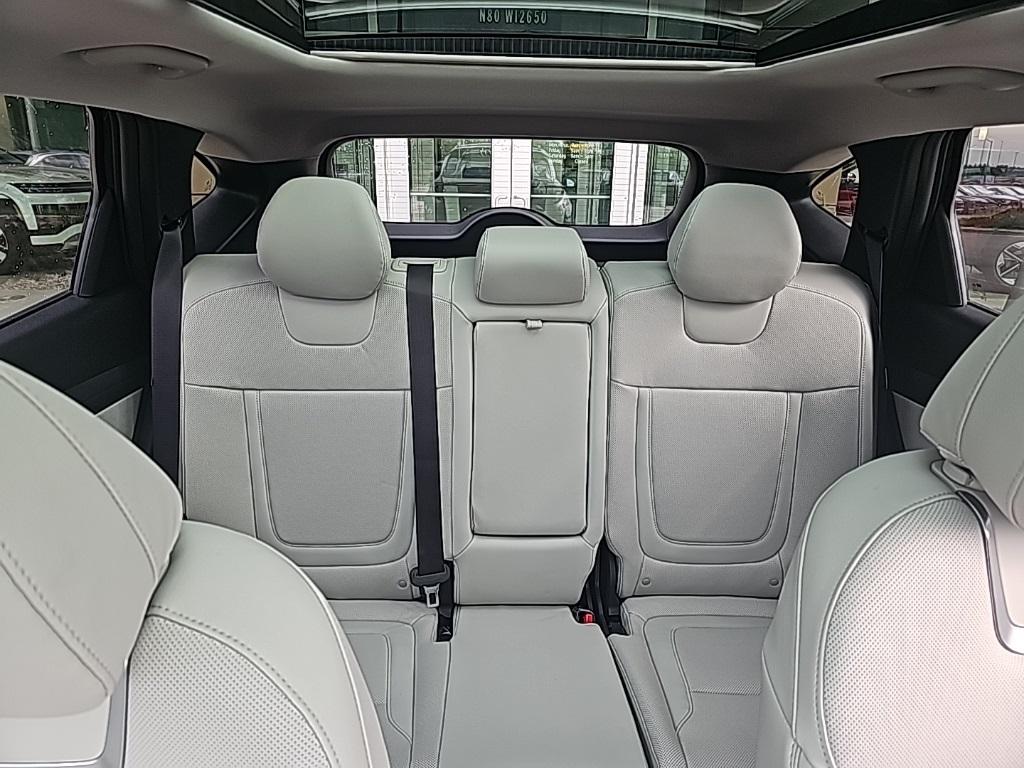 2025 Hyundai Tucson Limited photo 27
