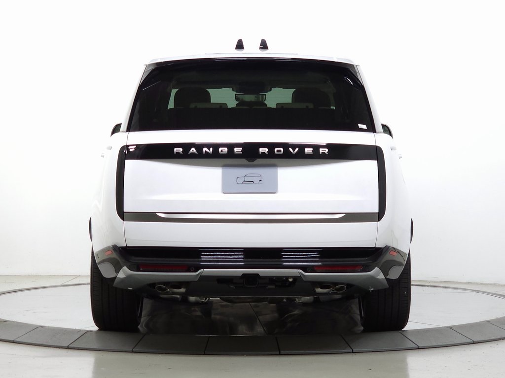 2025 Land Rover Range Rover SE photo 4
