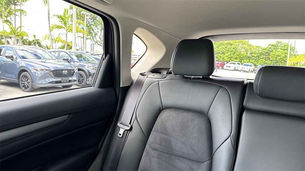 2023 Mazda CX-5 2.5 Select photo 17