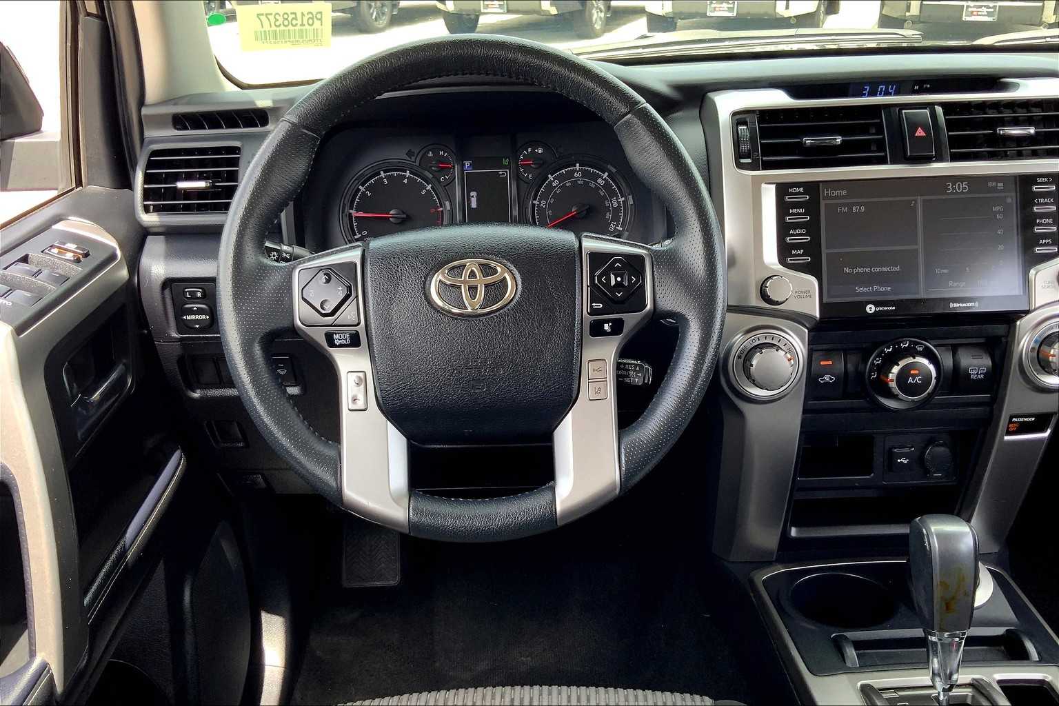 2023 Toyota 4Runner SR5 photo 5