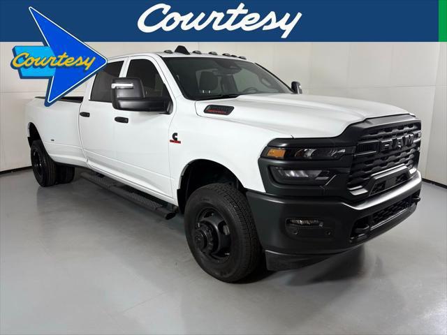2026 RAM 3500 Tradesman Crew Cab LB DRW 4WD