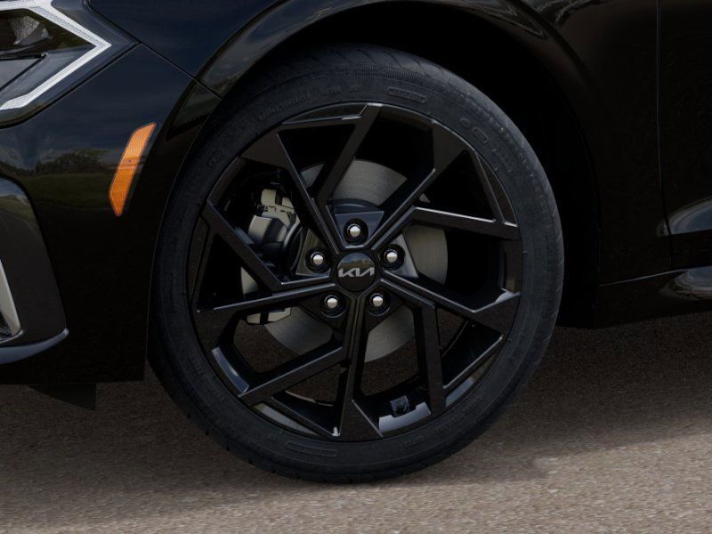 2026 Kia K5 GT-Line photo 8