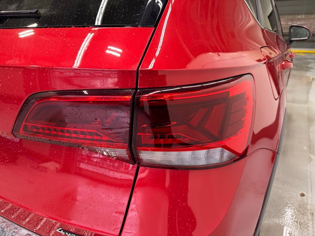 2023 Volkswagen Taos SE photo 4