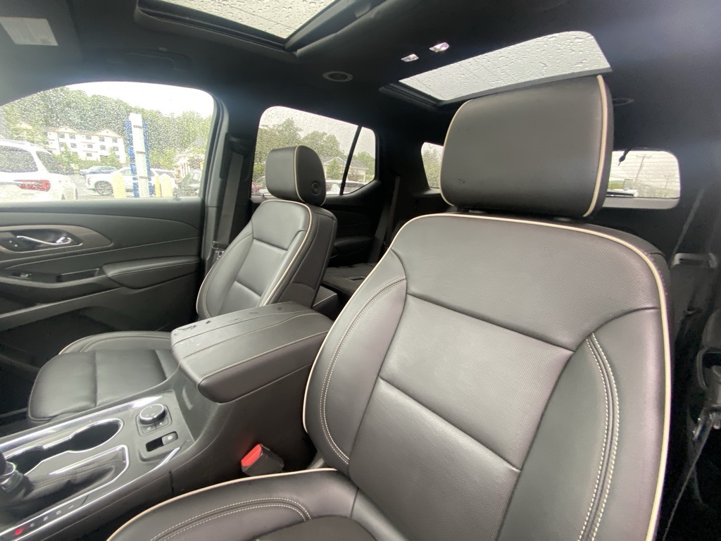 2022 Chevrolet Traverse Premier photo 9