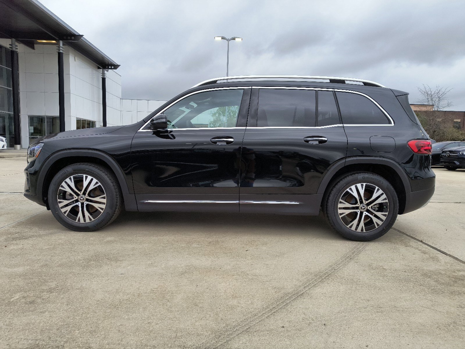 2024 Mercedes Benz GLB photo 3