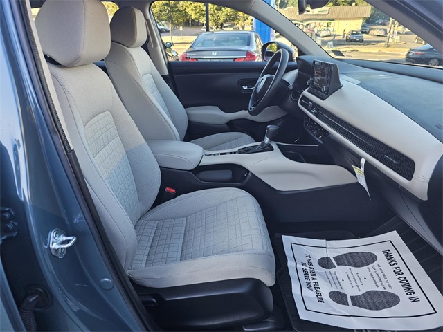 2025 Honda HR-V LX photo 11