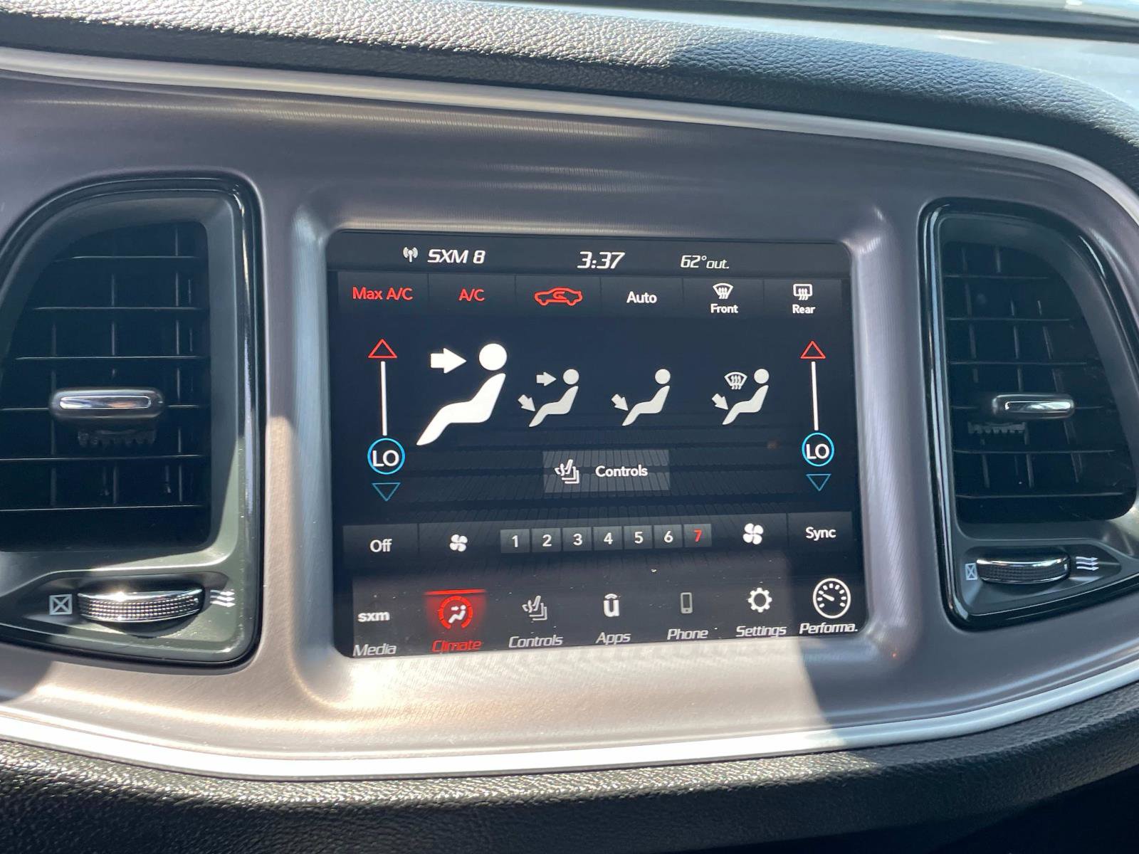 2022 Dodge Challenger R/T Scat Pack photo 10